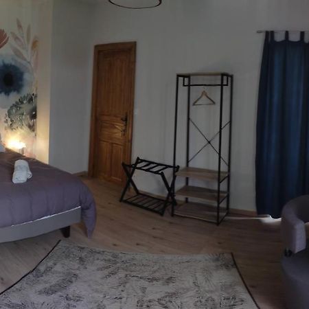 Domaine Les Garrigues Bed and Breakfast Puygaillard-de-Quercy Eksteriør billede