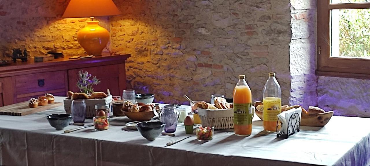 Domaine Les Garrigues Bed and Breakfast Puygaillard-de-Quercy Eksteriør billede