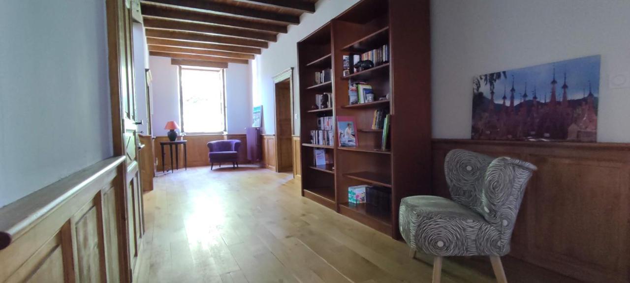 Domaine Les Garrigues Bed and Breakfast Puygaillard-de-Quercy Eksteriør billede