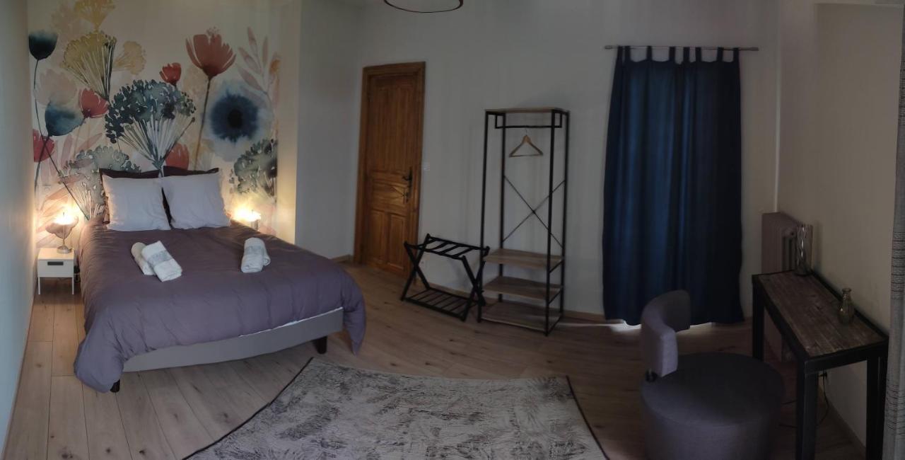 Domaine Les Garrigues Bed and Breakfast Puygaillard-de-Quercy Eksteriør billede