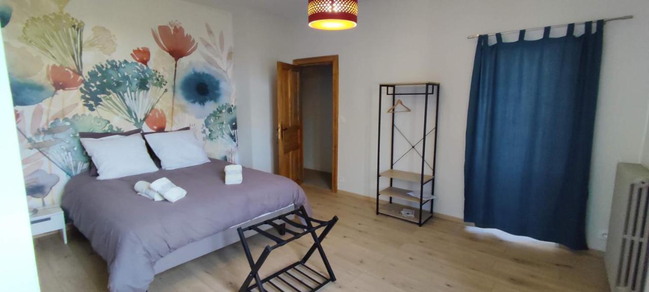 Domaine Les Garrigues Bed and Breakfast Puygaillard-de-Quercy Eksteriør billede