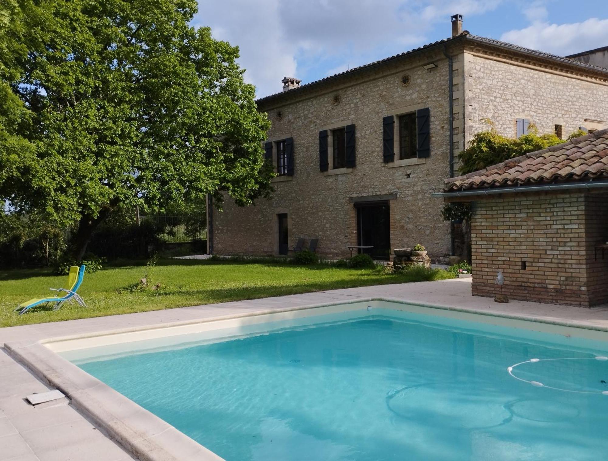 Domaine Les Garrigues Bed and Breakfast Puygaillard-de-Quercy Eksteriør billede